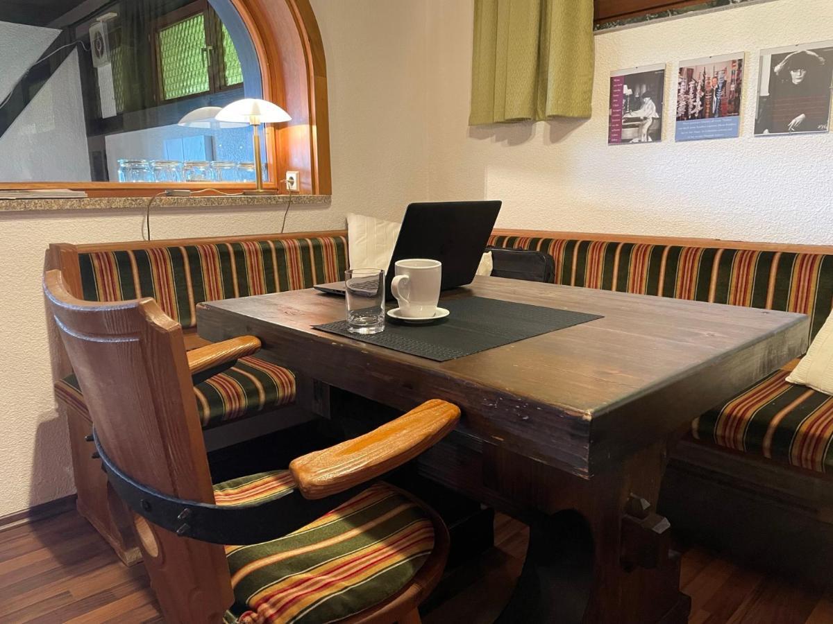 Appartamento Auszeit Auf Dem Kulturgut Hirtscheid Alpenrod Esterno foto